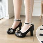 Black / 32