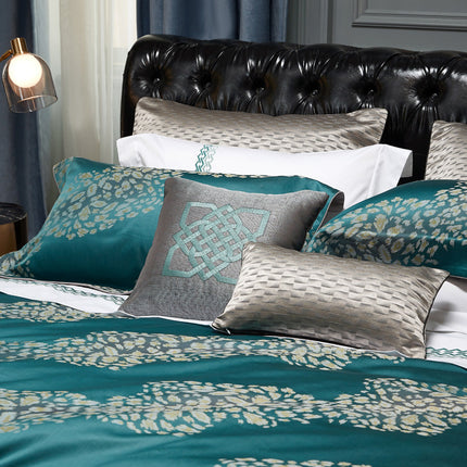 Town Style High-end Affordable Luxury Style Cotton Four-piece Bedding Set