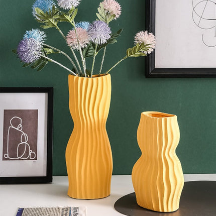 Nordic Creative Hand-painted Vase Ceramic Black And White Vertical Pattern Flower