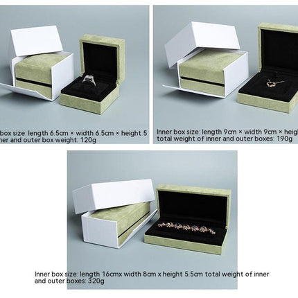 Grass Green Flannel Ring Bracelet Ornament Gift Box