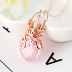 Pink / Rose gold