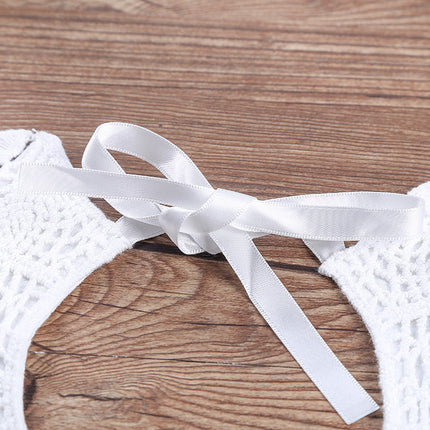Hollow lace wild bib