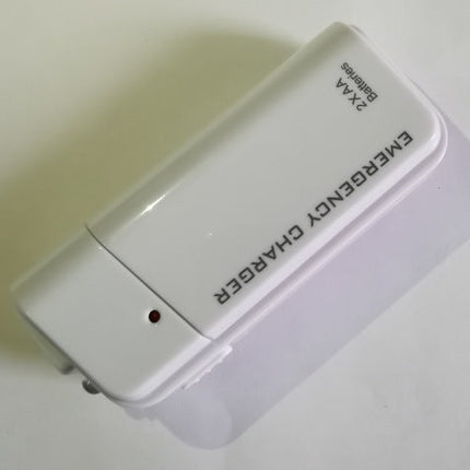 No 5 Two Dry Batteries Emergency Charging Case