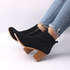 Black / 40