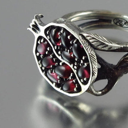 Red garnet ring
