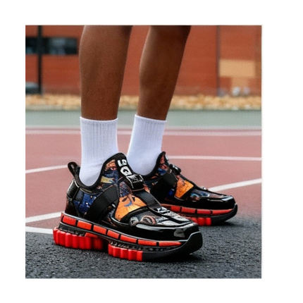 New Electrifying gold n black Retro sporty Shoes for men