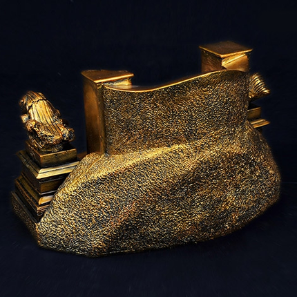 Throne ornaments