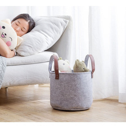 Portable clothing toy storage basket
