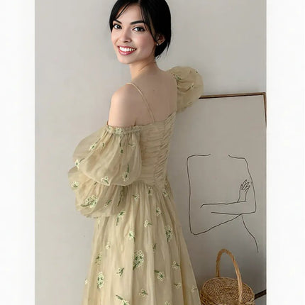 Beautiful New soft yellow Plus Size Autumn Loose Puff Sleeve Pleated Floral Long Sling Dress for Women
