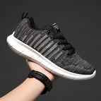 Black / 38