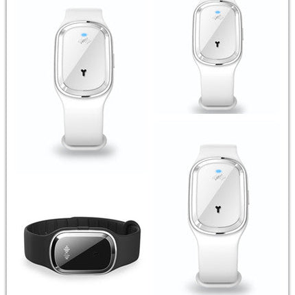 Outdoor Ultrasonic Mosquito Repellent Is Suitable For Children, Adults And Pregnant Women