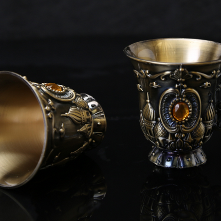 Mini Spirits Wine Glasses Cup 30ml Relief Retro Diamond Pattern Goblet Spirits Drinking Alloy Antique Wine Gift Retro Decoration