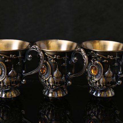 Mini Spirits Wine Glasses Cup 30ml Relief Retro Diamond Pattern Goblet Spirits Drinking Alloy Antique Wine Gift Retro Decoration