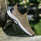 Brown / 39