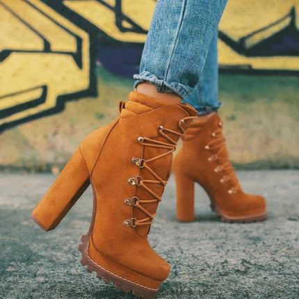 Autumn And Winter New Products European And American Style Ultra-High-Heeled Rivet Waterproof Platform Ladies Short Boots