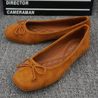 Brown / 35