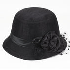 Black / M