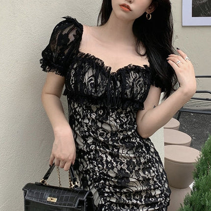 Plus Size Lacy Sweetheart Neckline Dress
