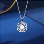 White gold / Necklace