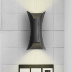 Black / warm light