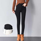 Black / 32