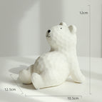 Trumpet lying bear