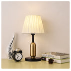 Cylindrical pleated hood / US