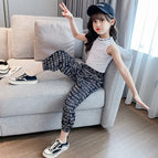 Black pants / 130