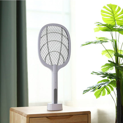 Rechargeable electric swatter
