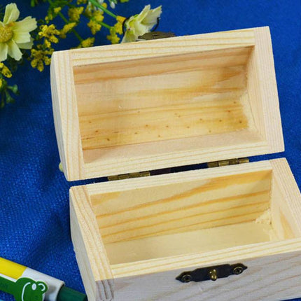 Beautifully wrapped gift ring jewelry box