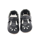 Black / M