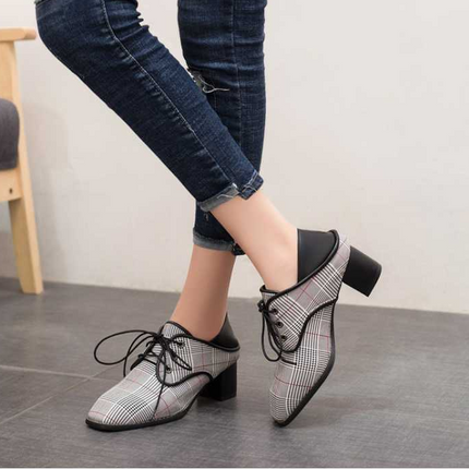 Spring new single shoes women wear lazy shoes with thick with laced cloth British wind wild women shoes