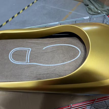 Baking paint automatic shoe cover machine