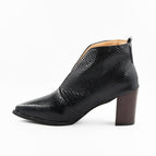 Black / 35