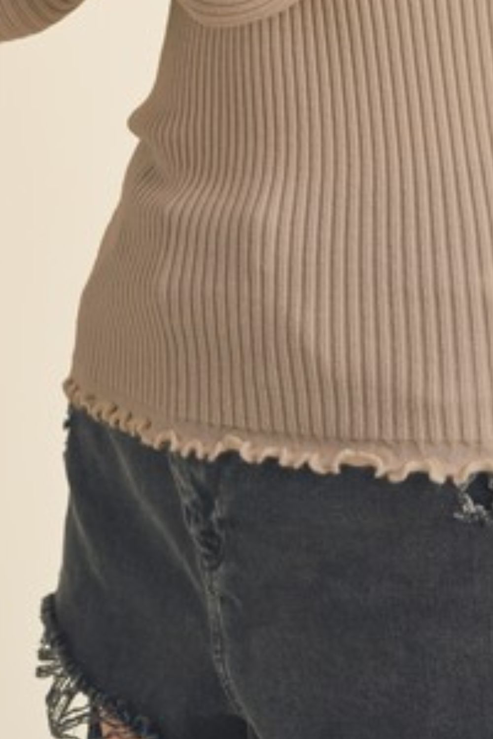 Aemi + Co Lettuce Hem Scoop Neck Long Sleeve Knit Top