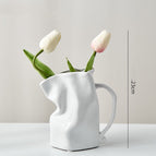 Kettle vase white