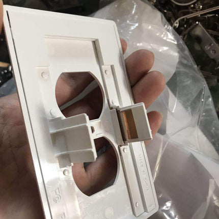 Socket induction light