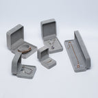 Gray / Ring 55.54cm