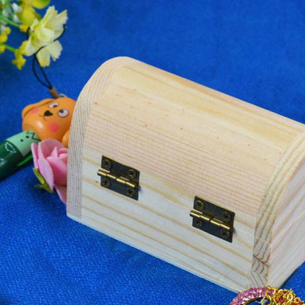 Beautifully wrapped gift ring jewelry box