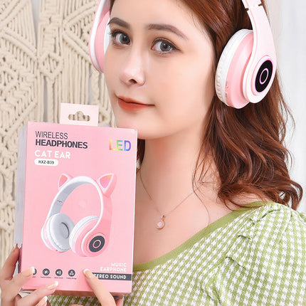 Cartoon Cat Ears 5.0 Bluetooth Headset Luminous Foldable Card Music