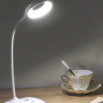 Charging small table lamp