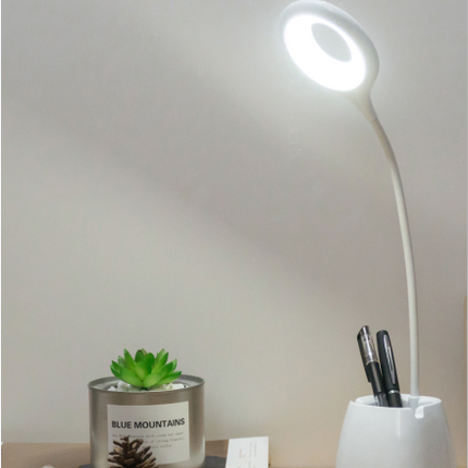 Charging small table lamp