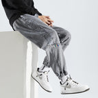 Gray / M