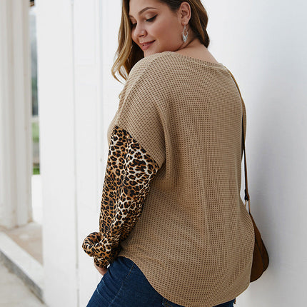 Plus size women's leopard stitch sweater