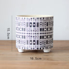 Vertical lines / Enlarge