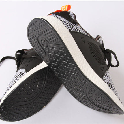 Flying weaving running shoes