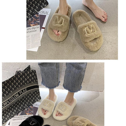 Leisure Plus Size Plush Slippers With Metal Decoration