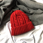 Red / Adult
