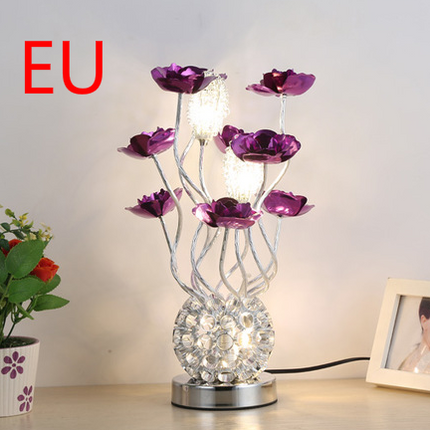 Stylish and simple modern dining table and bedside lamp