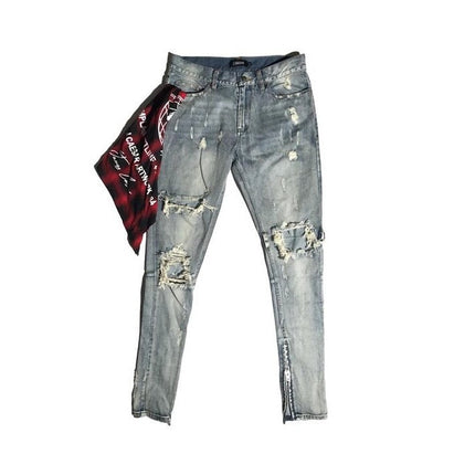 Washed holes in jeans, men and women GRE hip hop street trend stars with the same paragraph